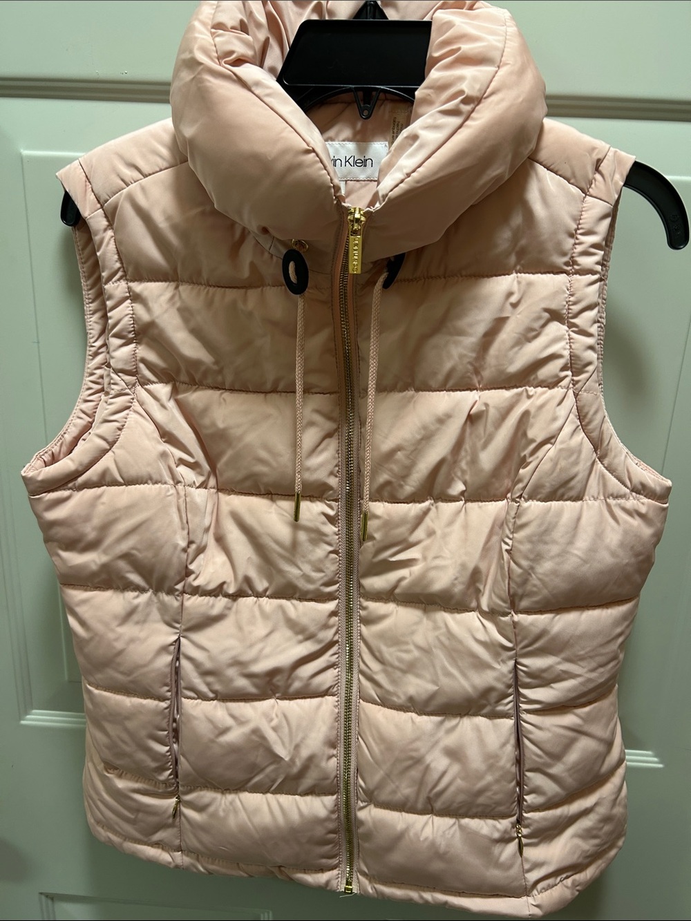 Calvin Klein Quilted Puffer Vest in Pale Pink